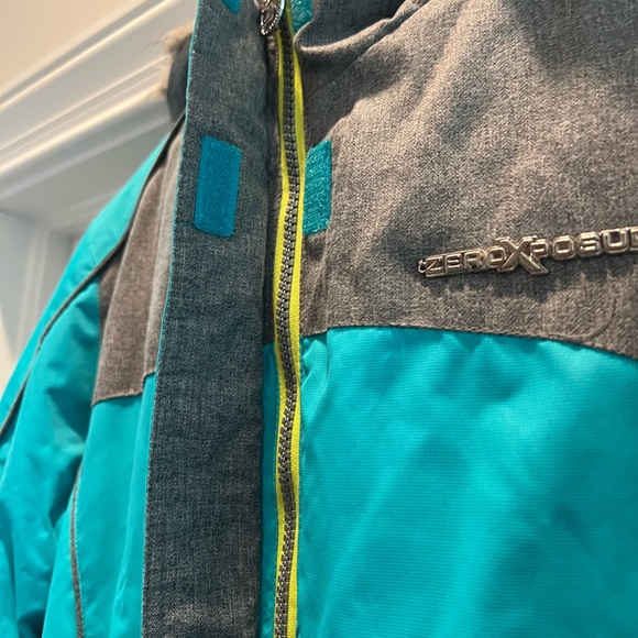 Girls ZeroXpoaur 3-in-1 heavyweight winter/snow  jacket. - Picture 8 of 10